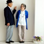 体温調節が難しい時期に、おしゃれなロングカーディガン