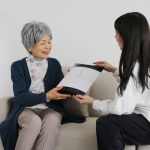 おばあちゃんへのプレゼント 70代80代女性に人気のお洒落なお洋服ギフト