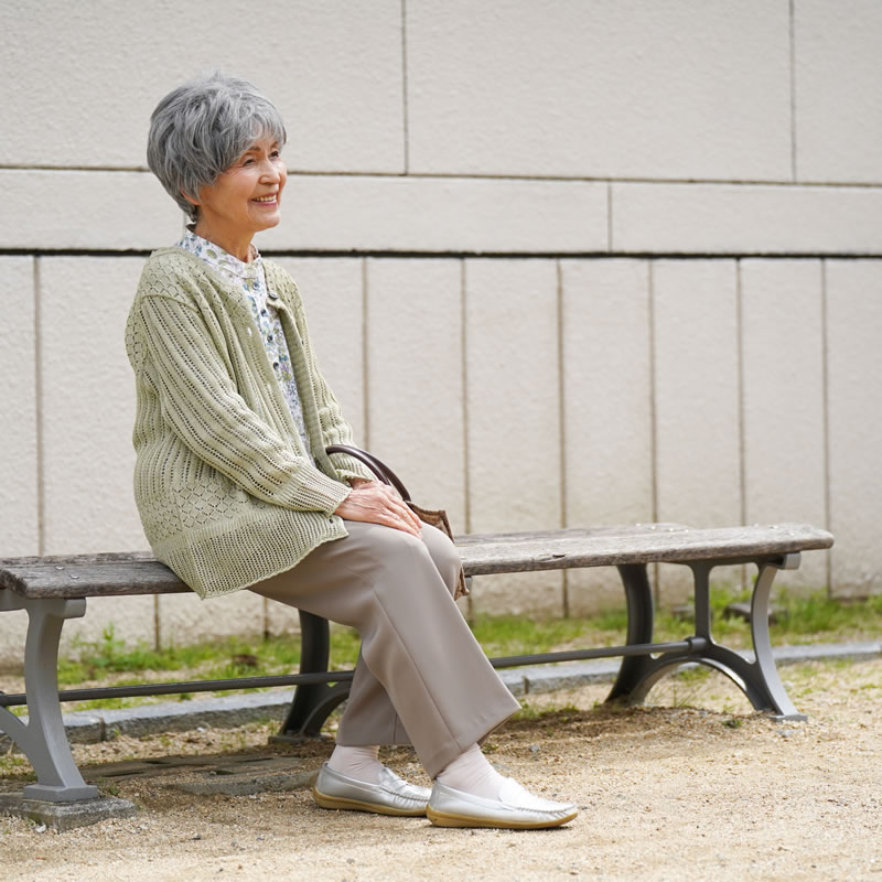 70代80代女性の春のコーディネート例