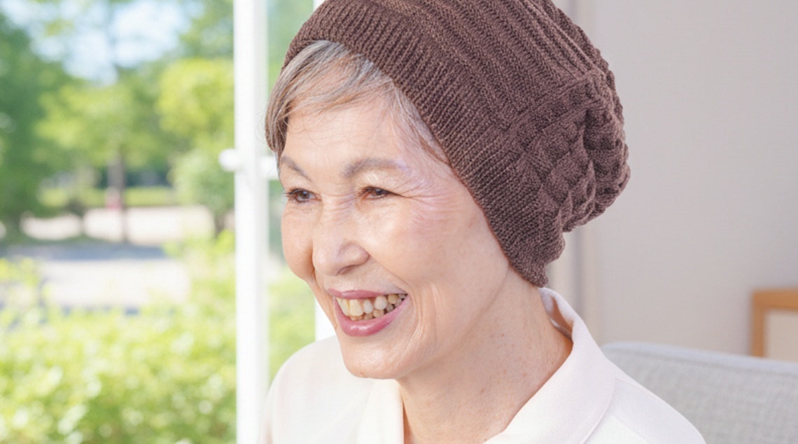 シニア女性に贈りたい帽子おすすめ選び方ガイド
